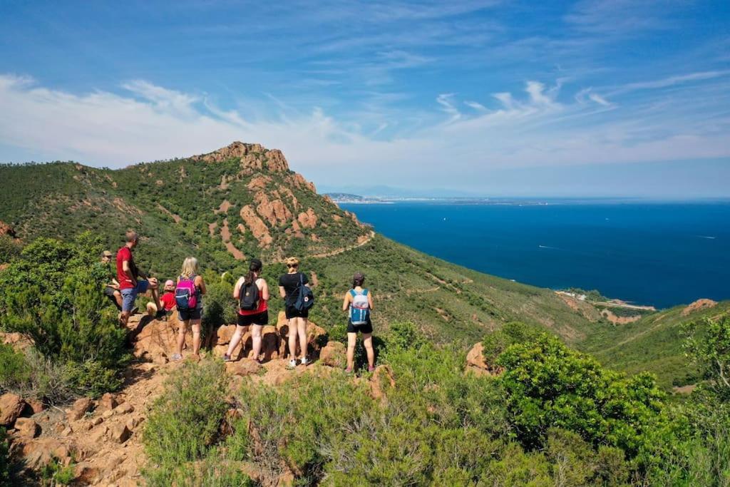 Dans Un Cadre D'Exception, Vue Mer Panoramique A Agay Cote D'Azur, Village Vacances Cap Esterel, T2 Avec Jardin, Golf, Climatisation, Wifi, 5 Piscines Saint-Raphaël エクステリア 写真