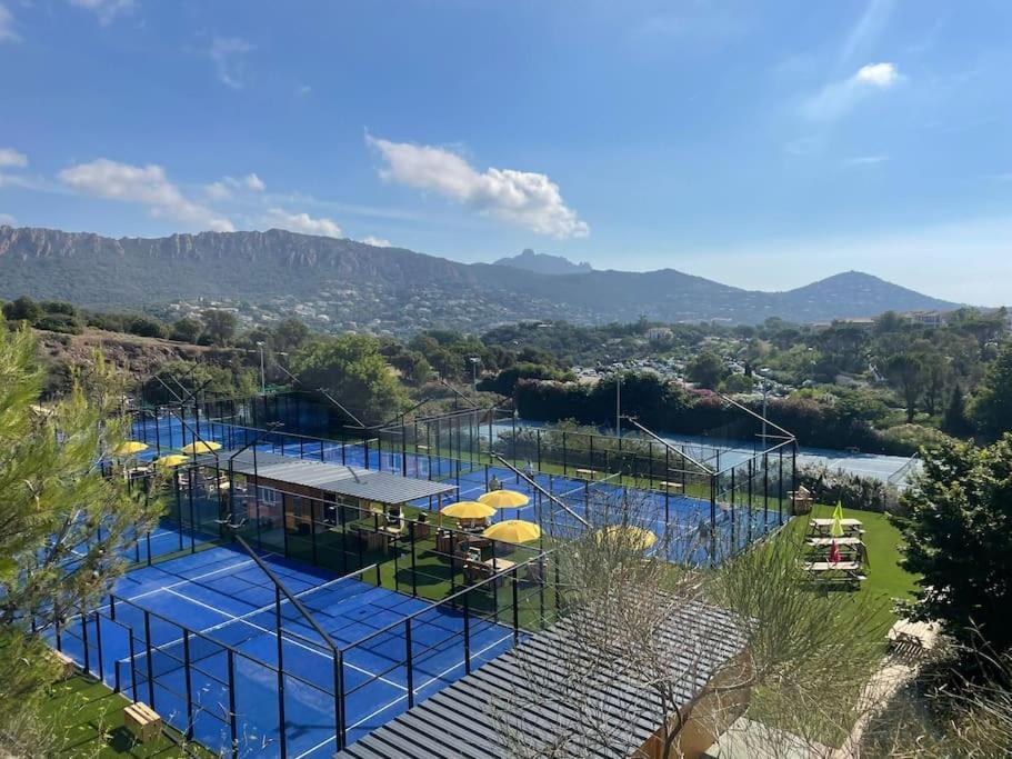 Dans Un Cadre D'Exception, Vue Mer Panoramique A Agay Cote D'Azur, Village Vacances Cap Esterel, T2 Avec Jardin, Golf, Climatisation, Wifi, 5 Piscines Saint-Raphaël エクステリア 写真