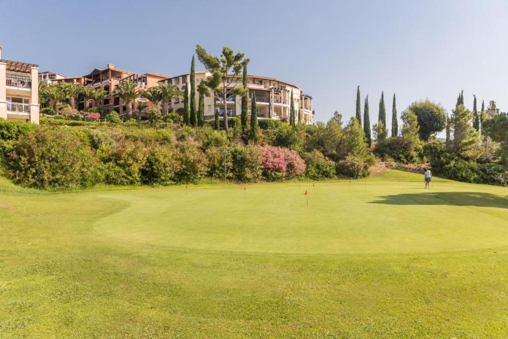 Dans Un Cadre D'Exception, Vue Mer Panoramique A Agay Cote D'Azur, Village Vacances Cap Esterel, T2 Avec Jardin, Golf, Climatisation, Wifi, 5 Piscines Saint-Raphaël エクステリア 写真