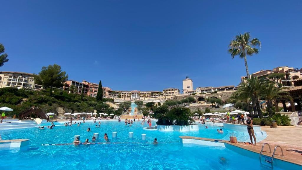 Dans Un Cadre D'Exception, Vue Mer Panoramique A Agay Cote D'Azur, Village Vacances Cap Esterel, T2 Avec Jardin, Golf, Climatisation, Wifi, 5 Piscines Saint-Raphaël エクステリア 写真