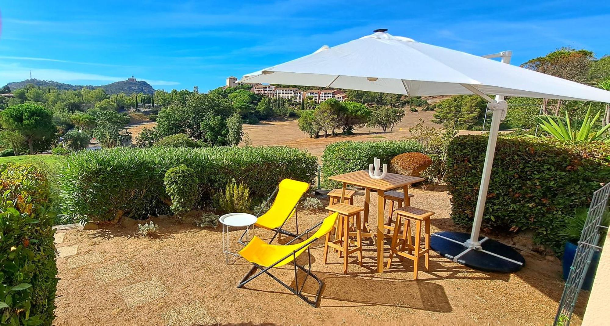 Dans Un Cadre D'Exception, Vue Mer Panoramique A Agay Cote D'Azur, Village Vacances Cap Esterel, T2 Avec Jardin, Golf, Climatisation, Wifi, 5 Piscines Saint-Raphaël エクステリア 写真
