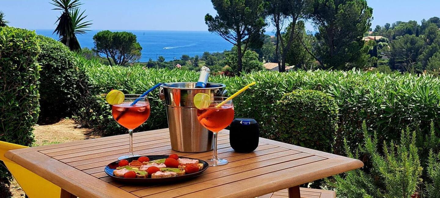 Dans Un Cadre D'Exception, Vue Mer Panoramique A Agay Cote D'Azur, Village Vacances Cap Esterel, T2 Avec Jardin, Golf, Climatisation, Wifi, 5 Piscines Saint-Raphaël エクステリア 写真